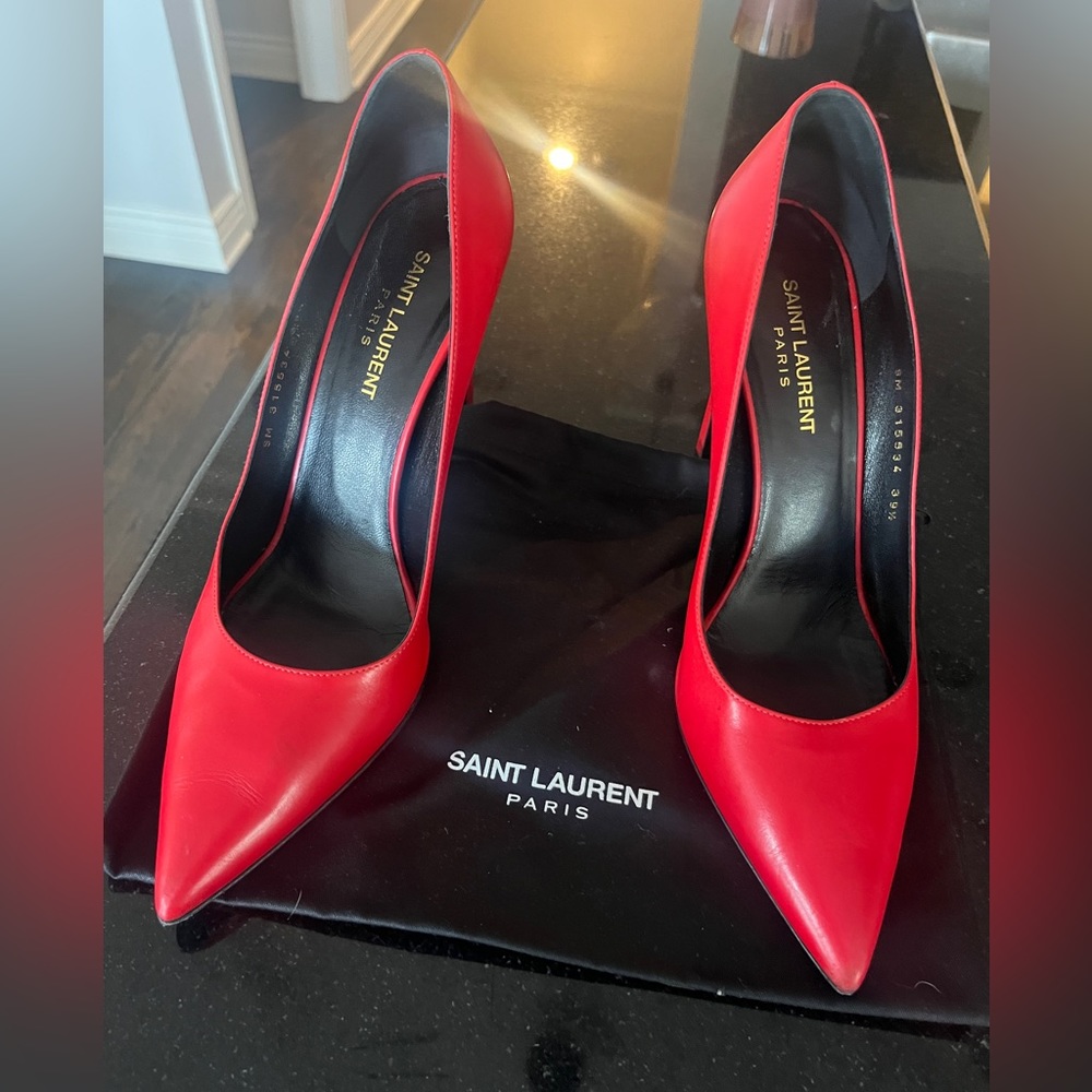 YSL red pump size 39.5